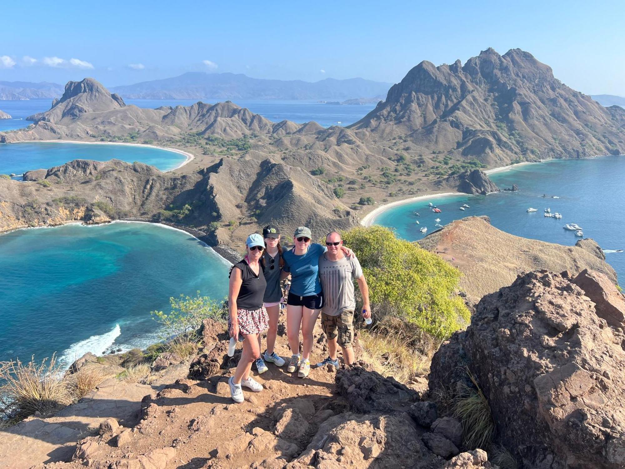 Jhuna Komodo Homestay Dış mekan fotoğraf
